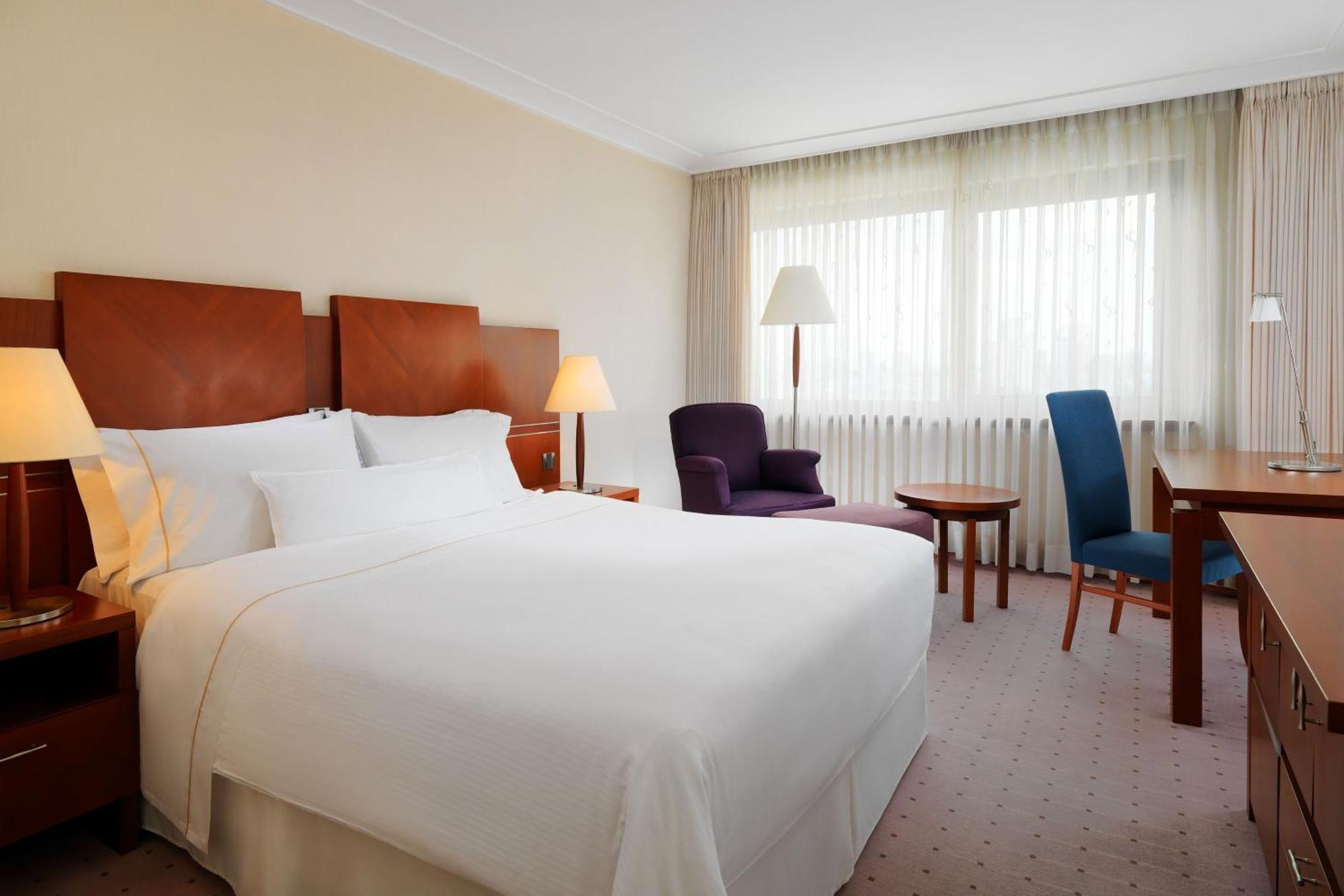 The Westin Zagreb Hotel Exterior photo