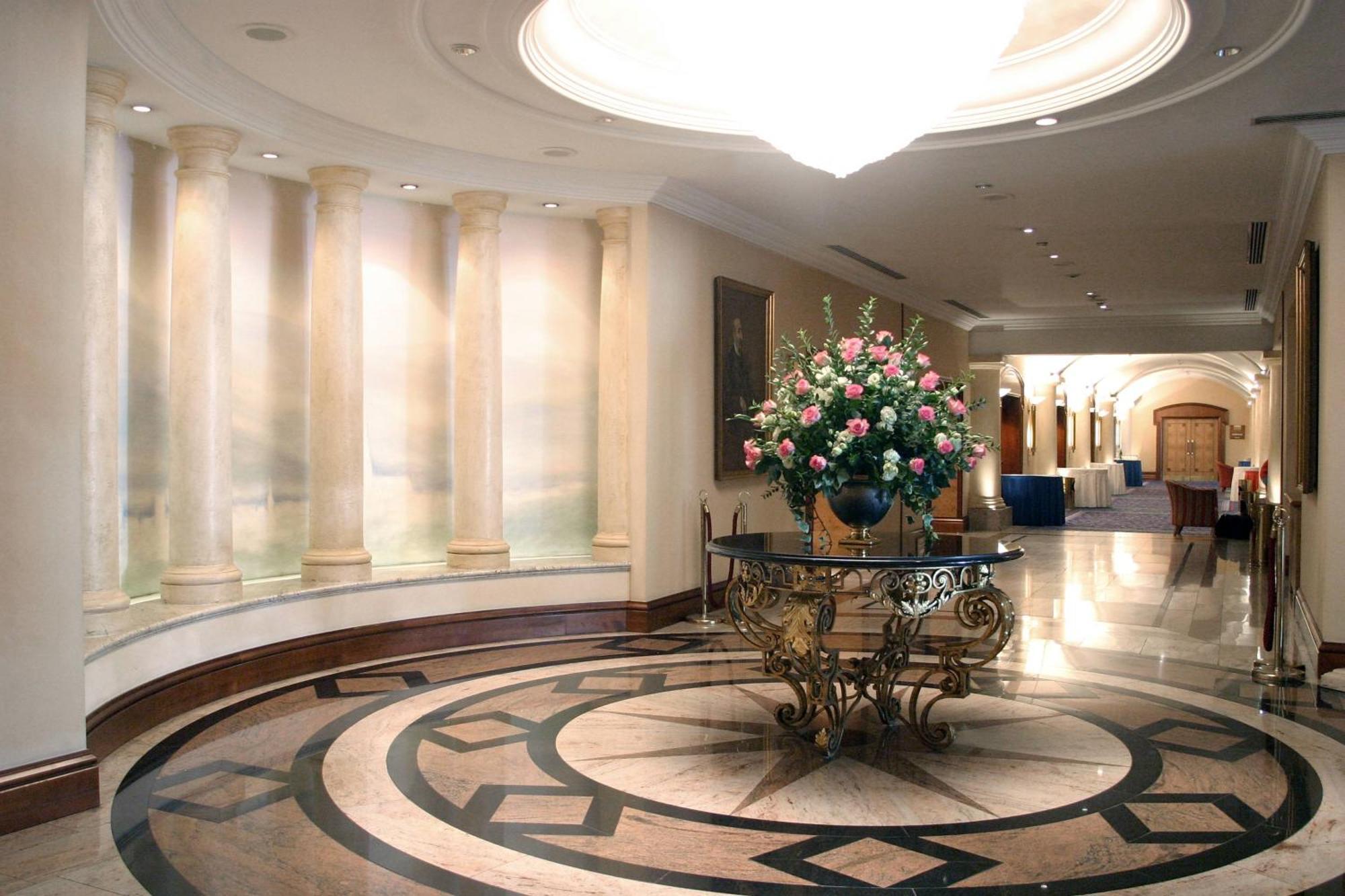 The Westin Zagreb Hotel Exterior photo Lobby